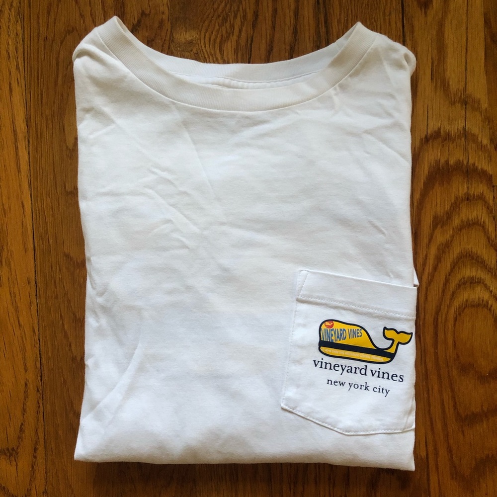Vineyard Vines TShirt